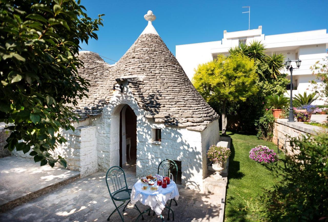 Trullo Giardino Fiorito Bed and Breakfast Alberobello Buitenkant foto